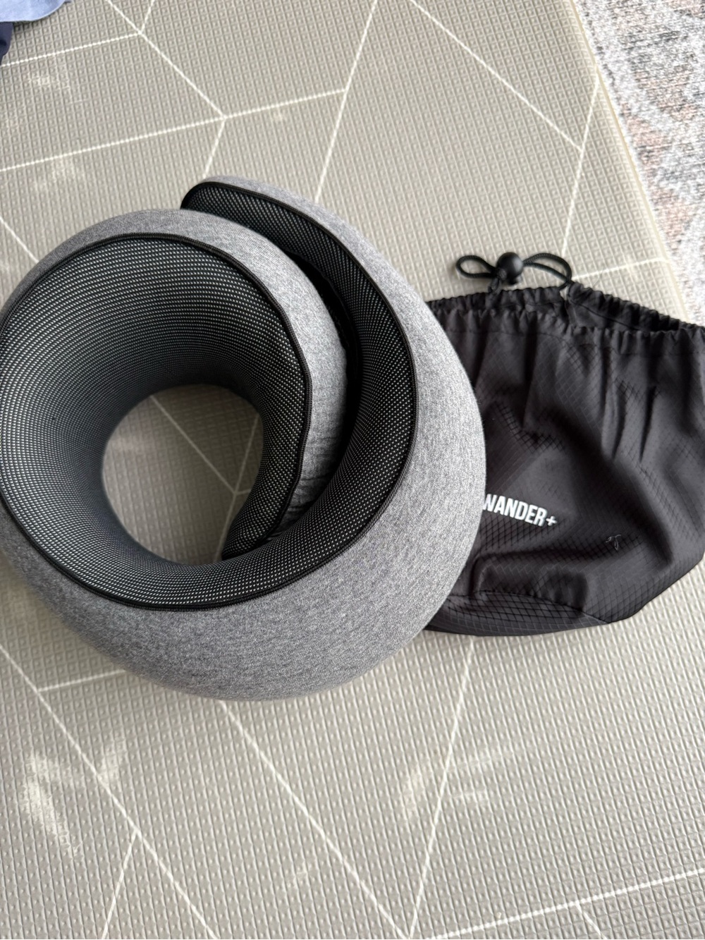WANDER+ travel neck pillow - Picture 3 of 5